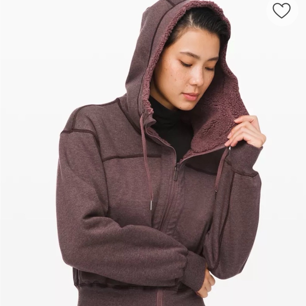 LULULEMON short and sweet reversible Sherpa jacket